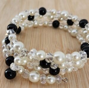 Hand Crafted Elegant Pearl Crystal Black Beaded Wrap Bracelet Spiral Memory Wire